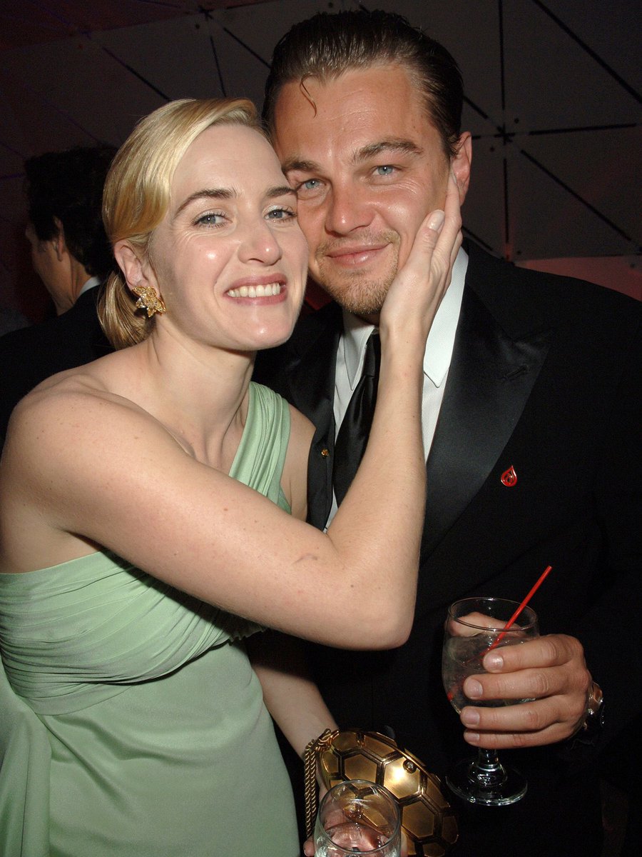 lostmymindlord's tweet photo. BEST
SHIP
EVER
#Titanic https://t.co/v0gy10MH9a