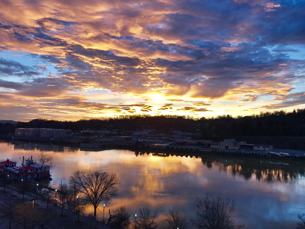 Gorgeous sunrise this morning in Knoxville, Tennessee.