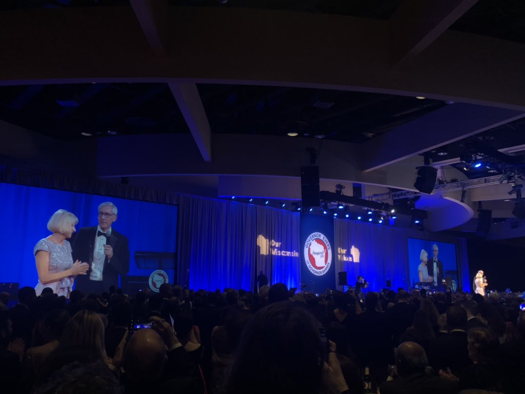 EversInaugural's tweet photo. .@GovEvers and the First Lady get huge roar from the crowd here. #OurWIOurValues https://t.co/E5YZrG3EE7