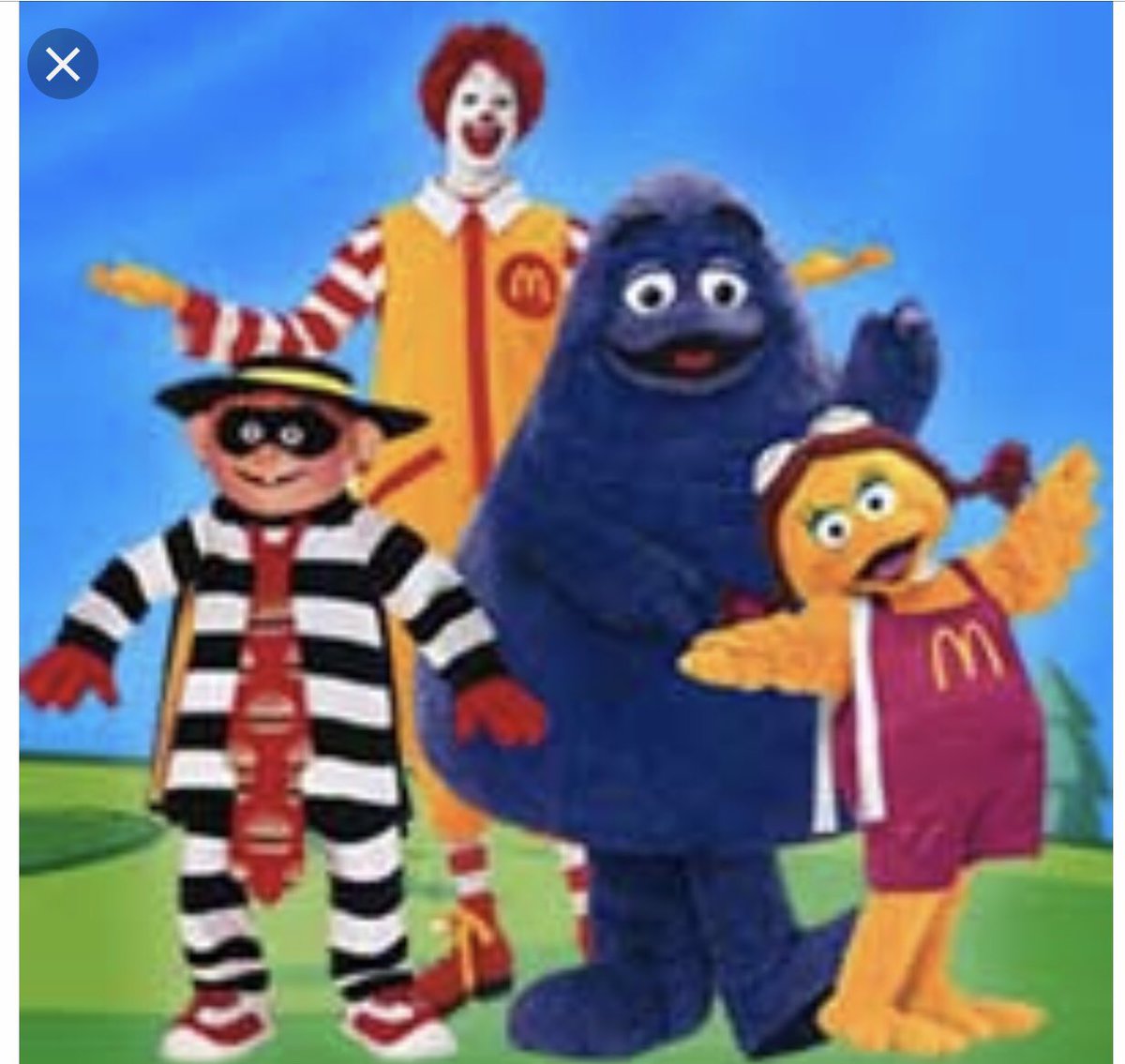 MissCaseyBell's tweet photo. Is it just me or does #lilwayne look like the Hamburglar?!? #imaginedragons #NationalChampionship https://t.co/N2CFffByBN