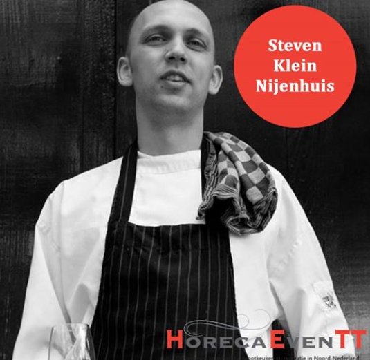 Ontmoet jurylid Steven Klein Nijenhuis 
Deze sterrenchef is (samen met zijn vrouw) eigenaar van Herberg Onder de Linden* De tweevoudig winnaar van de 'Waddensea Gastronomy Award' heeft daar zijn eigen plek waar hij dagelijks met verse streekproducten werkt.