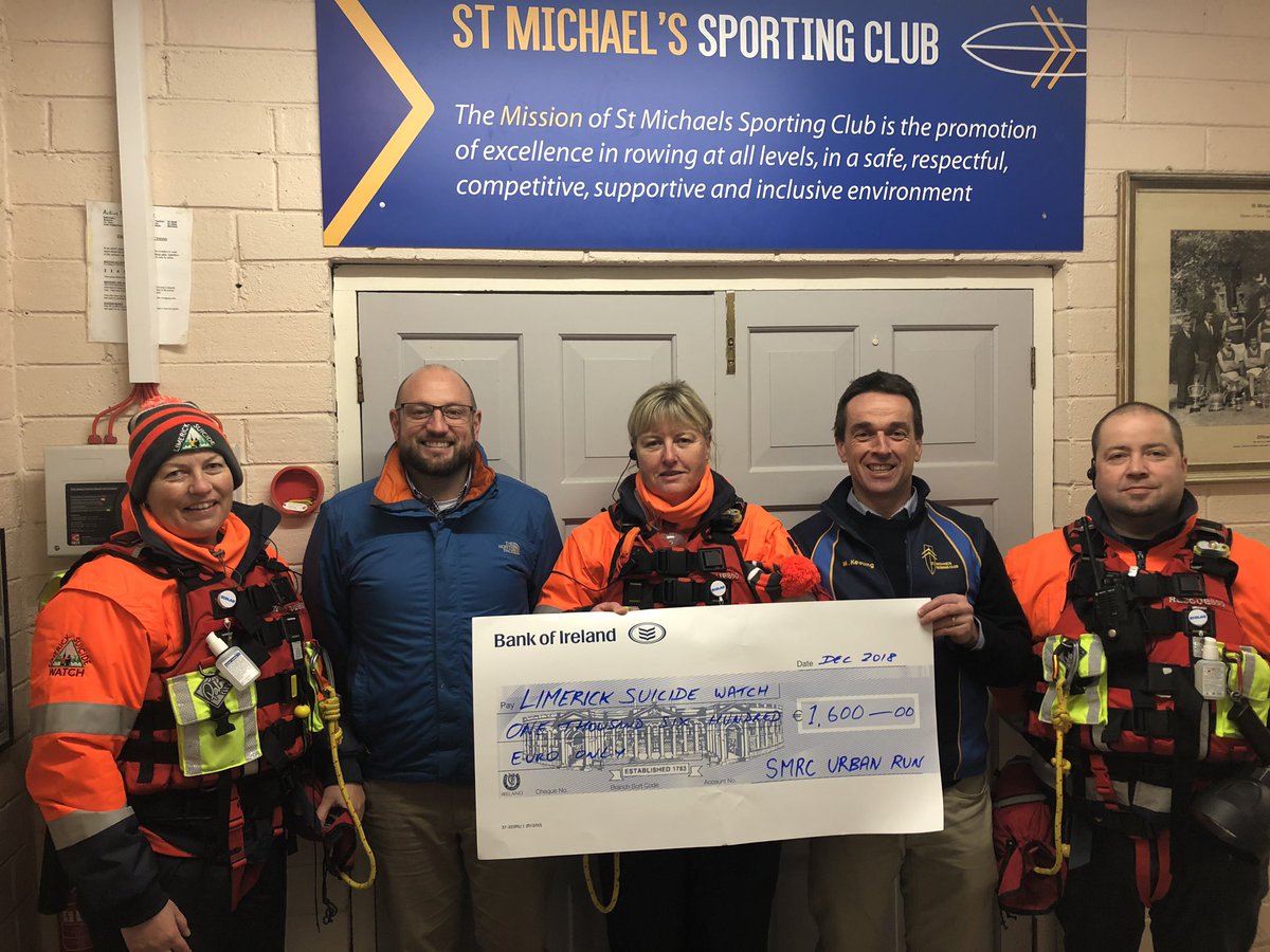 Wrapping up the 2018 edition of the Urban Run we presented the share of profits due to our charity partners Limerick Suicide Watch. Pictured are SMRC Captain Brian Richardson &amp; Race Director Kieran Keating, presenting to LSW’s Geraldine Keyes with Martine Dooley &amp; Alex Henriques.