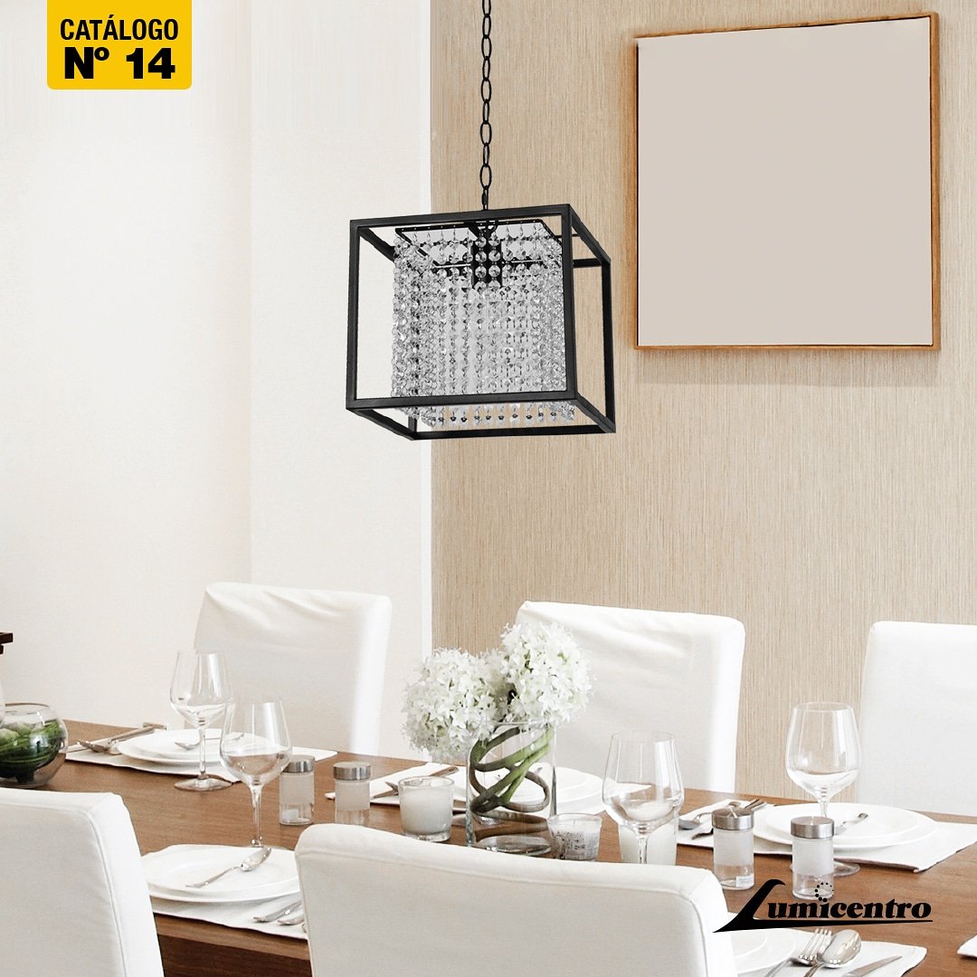 Haz brillar tus espacios con esta lámpara colgante de una luz en acabado negro que es parte de nuestro catálogo No. 14, vigente del 16 de noviembre de 2018 al 20 de enero de 2019 o hasta agotar existencia dentro del período promocional.