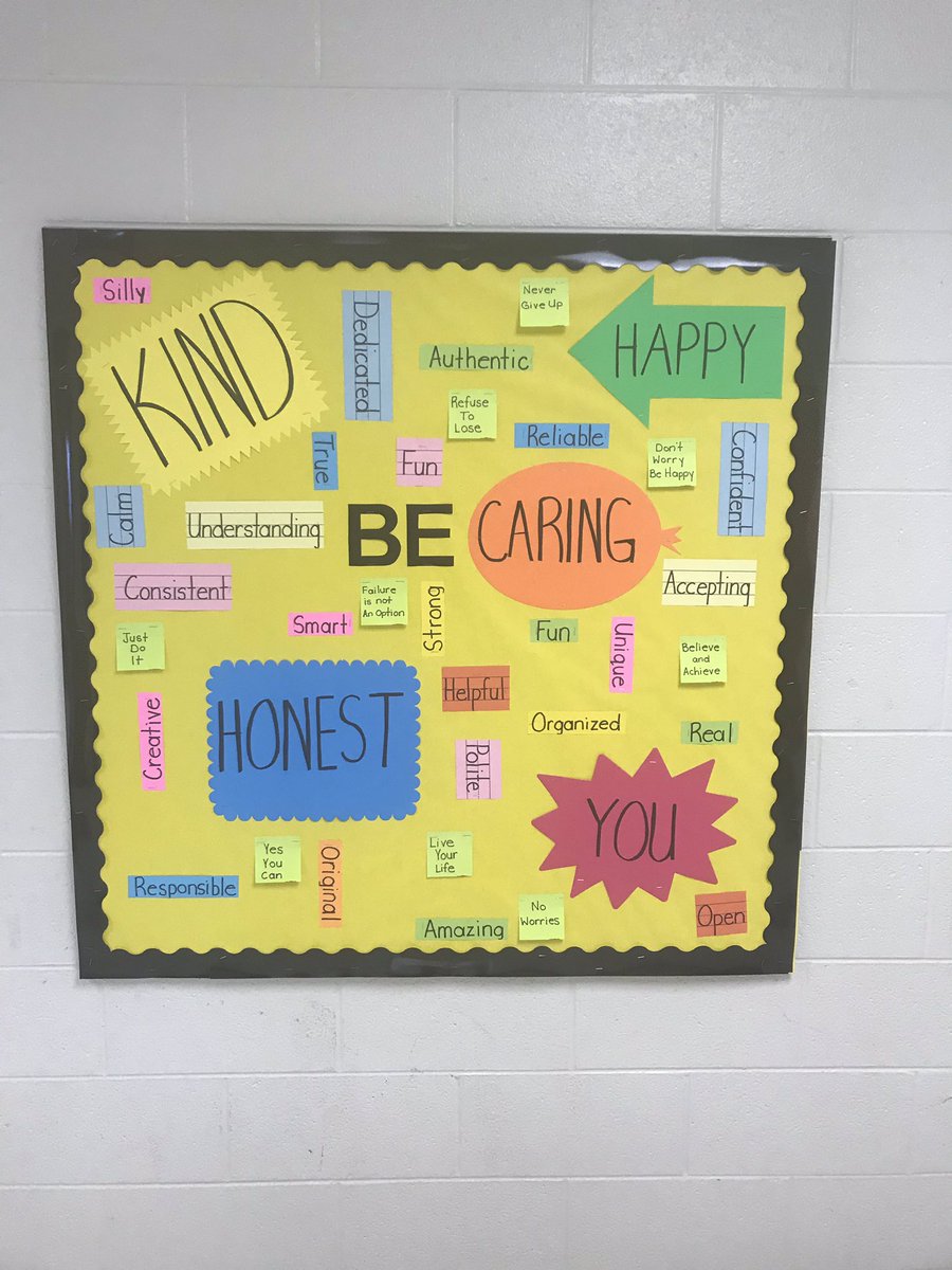 _ladaniels's tweet photo. My hallway bulletin boards that I have done since 1st day of school. Bringing out the creative side.  Check out this months “I Have a Dream” incorporating unity and love. https://t.co/DqTM5DgUiV