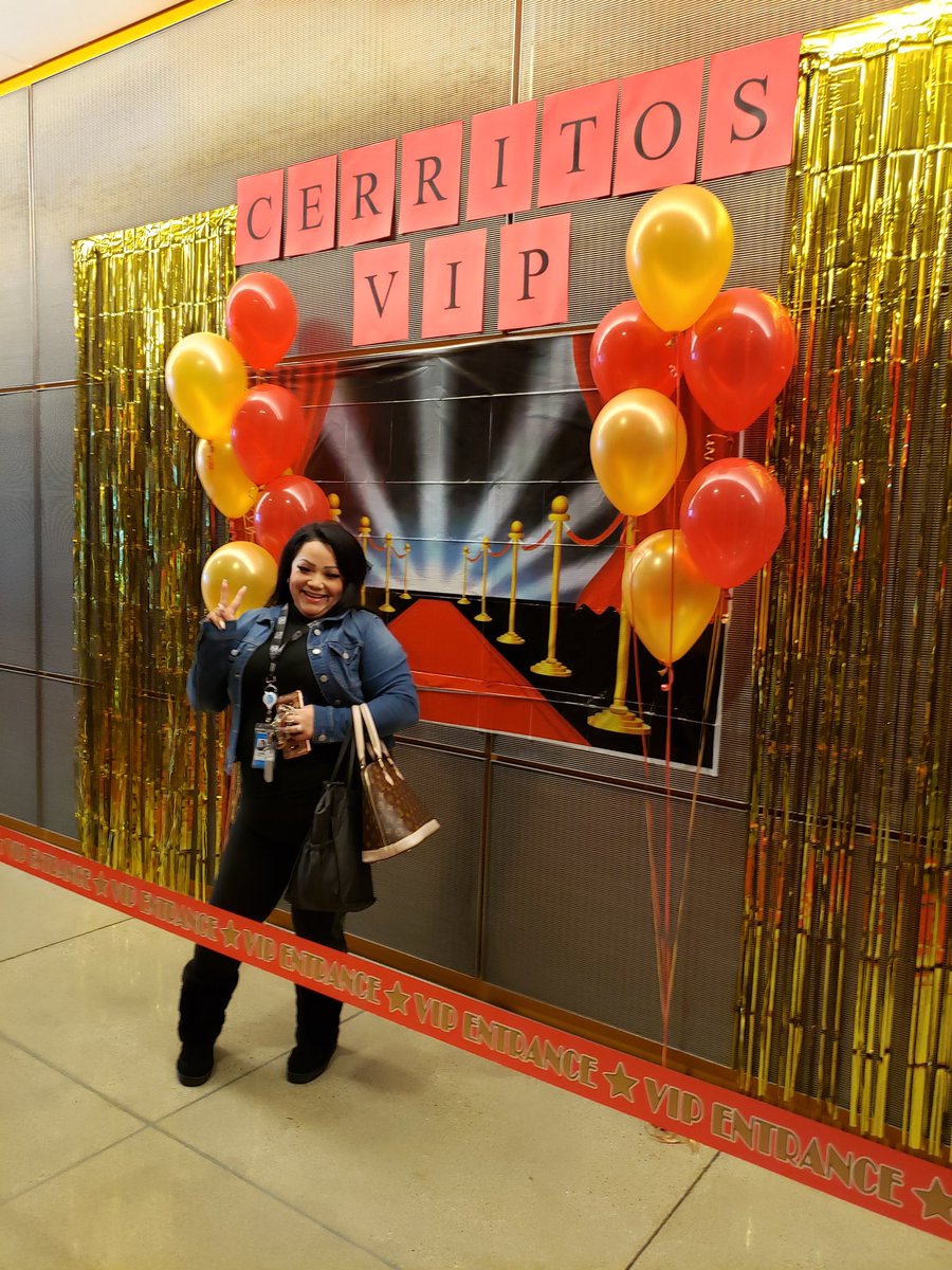 Nate_Anderson79's tweet photo. Rolling out the "Red Carpet" for Employee Appreciation Month here at AT@T. #TuggleNation #CerritosPride #redcarpet #EmployeeAppreciationMonth https://t.co/W8h6JYXHx5