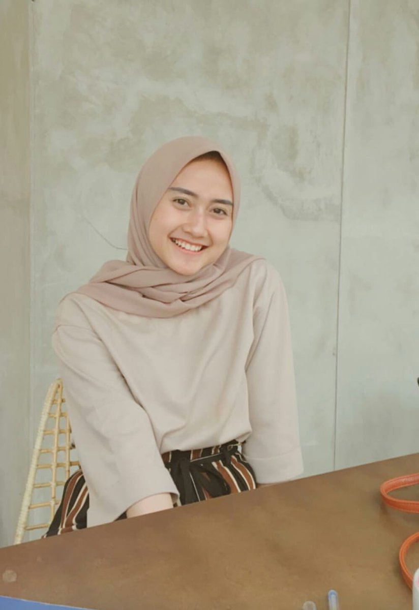 adriania_aline's tweet photo. assalamualaikum 😊😊😊 https://t.co/WkuHZmnbXh