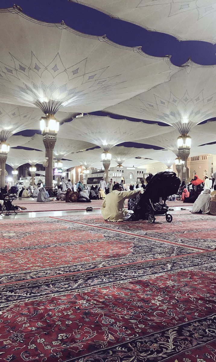 DAHM_HD's tweet photo. #اجمل_مافي_المدينه_المنوره #الحرم https://t.co/7uEZON2cHM