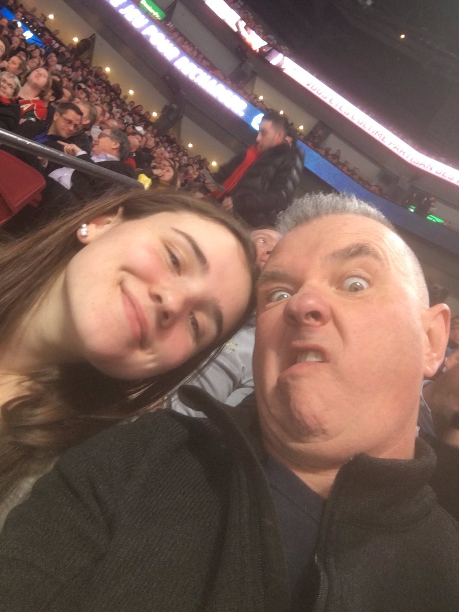 rpdumas's tweet photo. #habsselfie #GoHabsGo https://t.co/mQ5SDqyb07