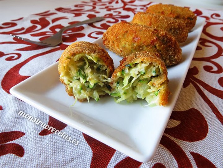 noticias24's tweet photo. ¡A desayunar! Prepara unas ricas croquetas griegas de calabacín - https://t.co/du9WDcM6uD https://t.co/7hCs6REhRs