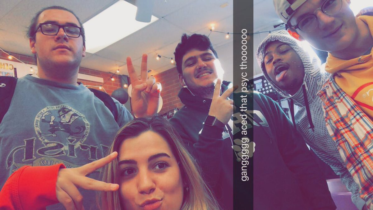 ElenaNovak7's tweet photo. HAPPY BIRTHDAY MATTY BOIIII🥳 @matthewheelerr LOVE U MUCHOOOOO🖤🖤🤩🤩 https://t.co/ll2PwAQmjj