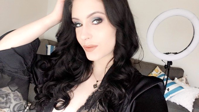 Today for @contentwh0re @EvilAngelVideo with @TommyPistol 😄❤️ https://t.co/71RXQZCScB<a class="tags" href="/tag/contentwh0re">@contentwh0re</a><a class="tags" href="/tag/evilangelvideo">@evilangelvideo</a><a class="tags" target="_blank" title="On Twitter" href="/?out=eyJ0eXAiOiJKV1QiLCJhbGciOiJIUzUxMiJ9.eyJpYXQiOjE3MTkzMzQzMjUsImlzcyI6InR3cG9ybnN0YXJzLmNvbSIsIm5iZiI6MTcxOTMzNDMyNSwiZXhwIjoxNzUwODcwMzI1LCJyZWRpcmVjdF91cmwiOiJodHRwczovL3R3aXR0ZXIuY29tL1RvbW15UGlzdG9sIn0.zVErM9h19uyDFrgCn1XoIGogXSy9McvMzr0akoUFPbOlA_8MQx39q7Xr6zUNqb9bpFt4I3XE_eWJdxTMz9Xl5g">@TommyPistol</a><a href="/tag/latex"class="tags"><span>#latex</span></a>