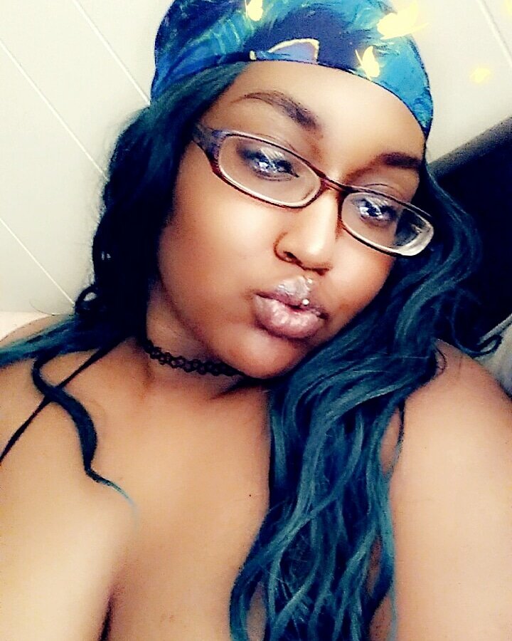 666slavechamber's tweet photo. Your compliment means nothing if there's not $$$ attached to it💁

#findomgoddess #ebonylust #queen #EbonyDomme #findomme #finsub #Cuck #paypig #findom #raceplay #BLACKDOMINATION #femdom #wocp #worship #princesabratty #brattydomme #princess https://t.co/xAgOKNleON