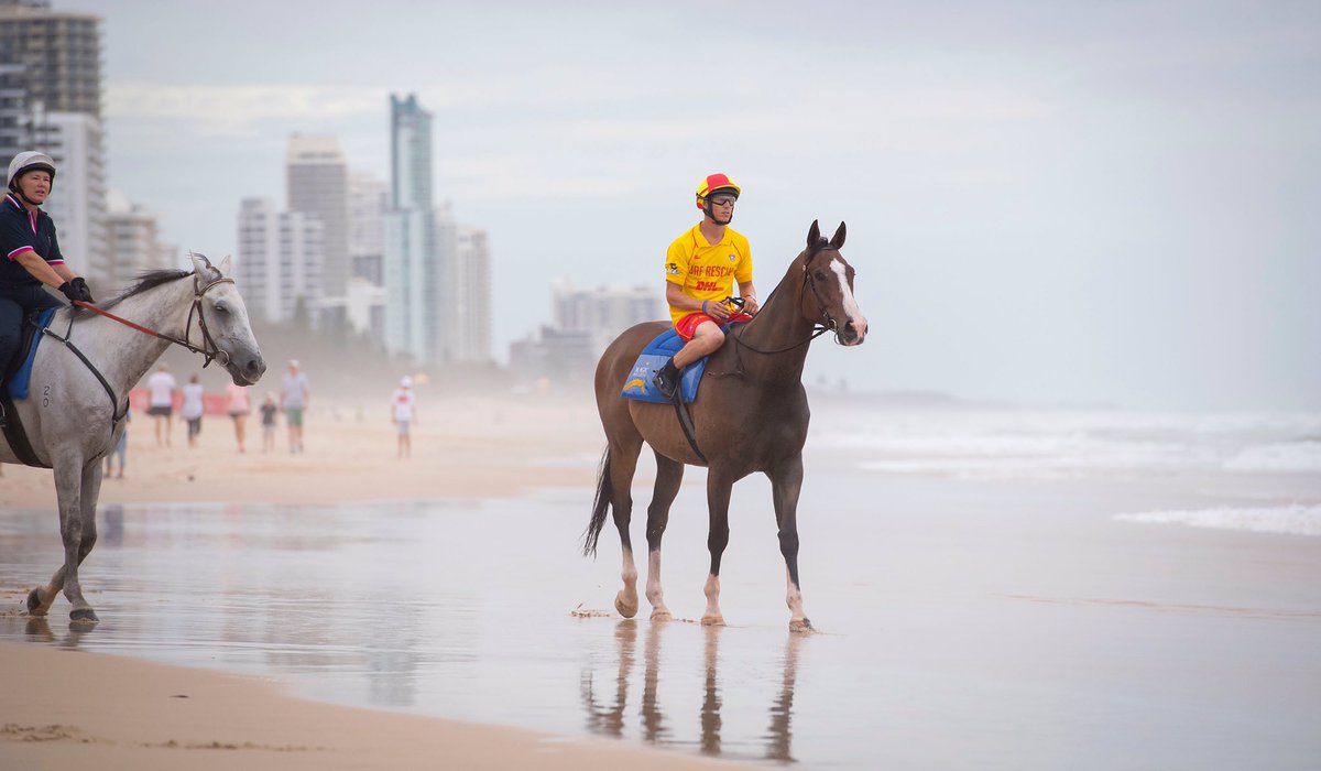 kevinfrom7's tweet photo. Finally a race I can win!!
Well done to @mmsnippets you really did bring the magic to the beach this morning 👏🏻 #swimbetweentheflags 🌊
Thanks for the great pics @simon_merritt #bluezinc #slipslopslap https://t.co/IAi05wOvRa