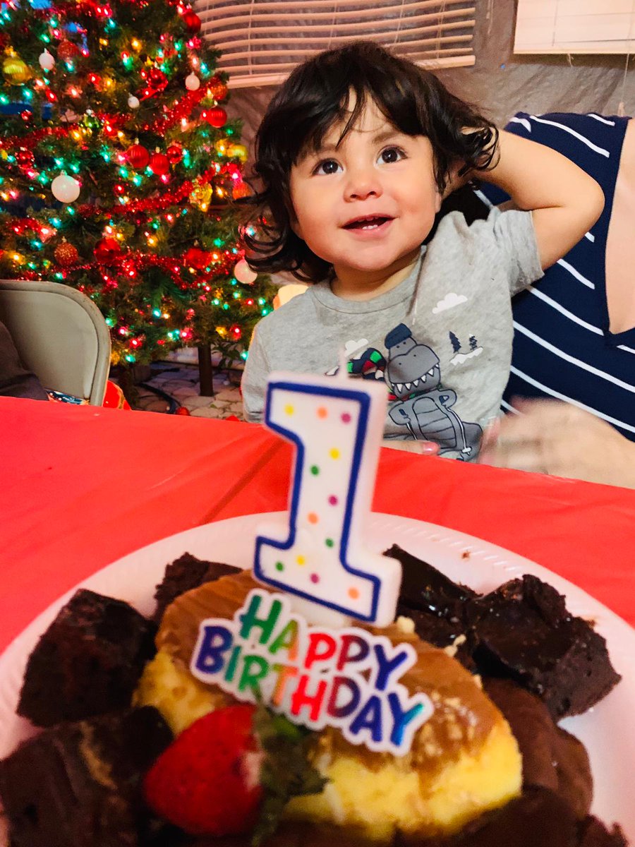 DianeElizabeth_'s tweet photo. Kai #1 año 😘😘😘 https://t.co/PRwIDKwkQq