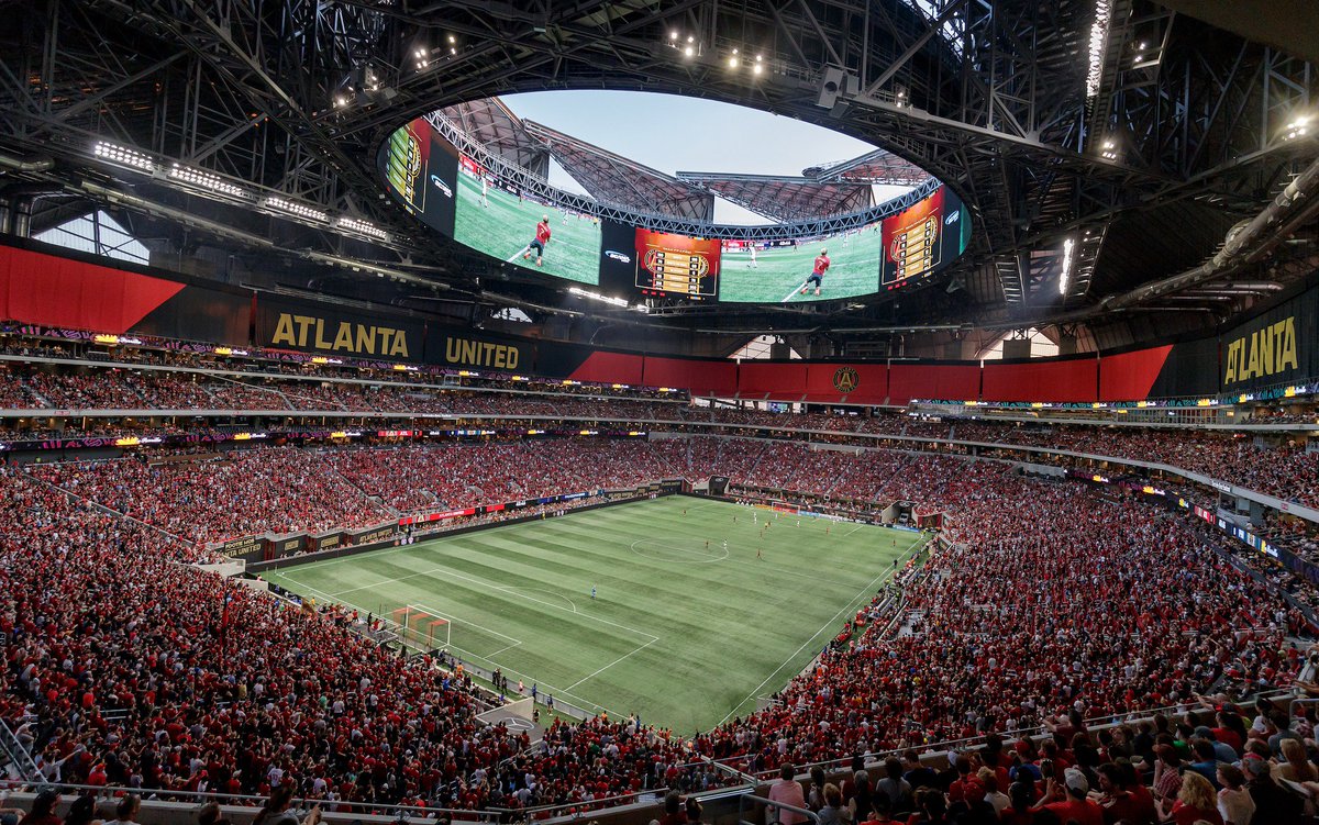 ATLUTD's tweet photo. RT if you're ready for nights like these in 2019 😍 https://t.co/1MdzTfUbtX