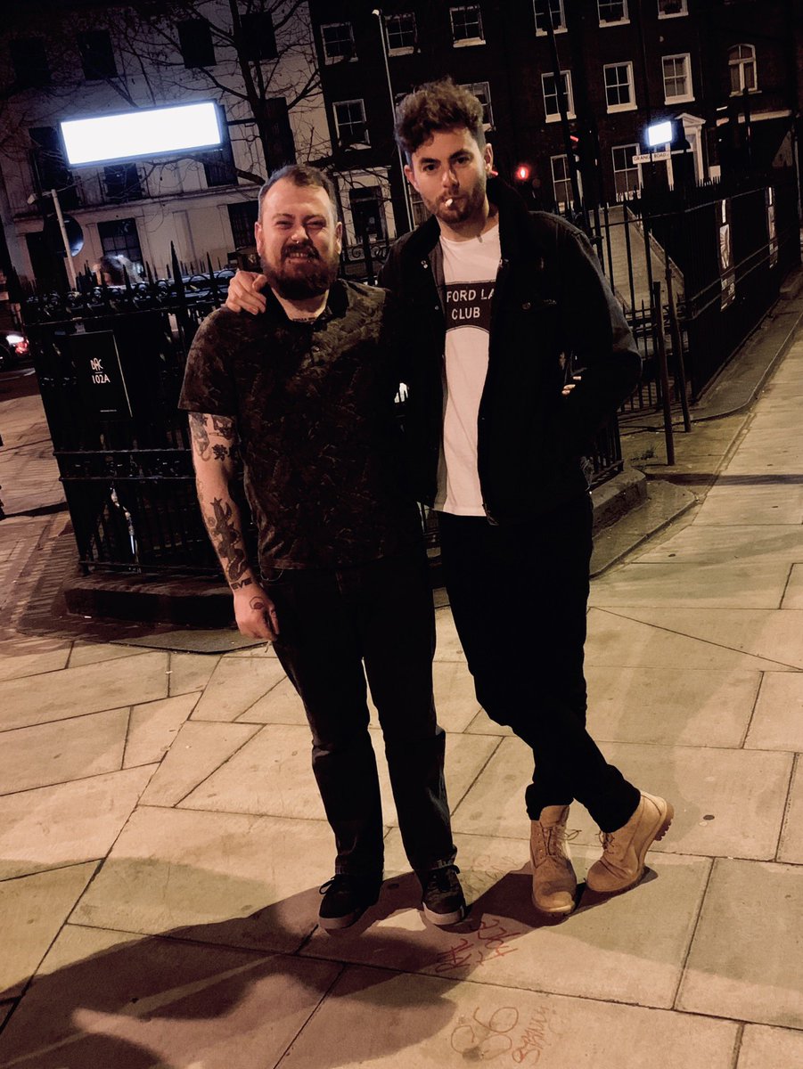 A Large Naked Scottish Man🏴߷ on Twitter "Paul is actually tall
