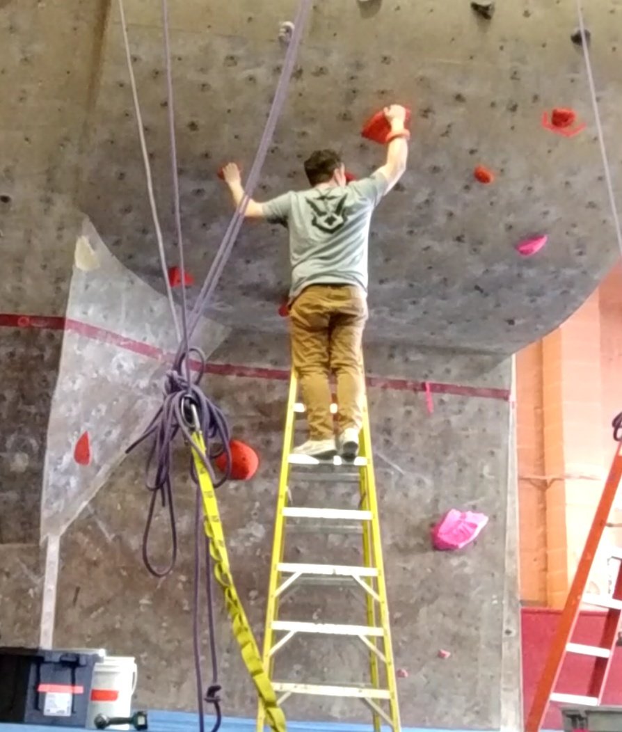 MikeRog49102443's tweet photo. another day at the office rocking my new @DemolitionRanch t-shirt #routesetting #climbing #bouldering https://t.co/pEUAZmmPn5