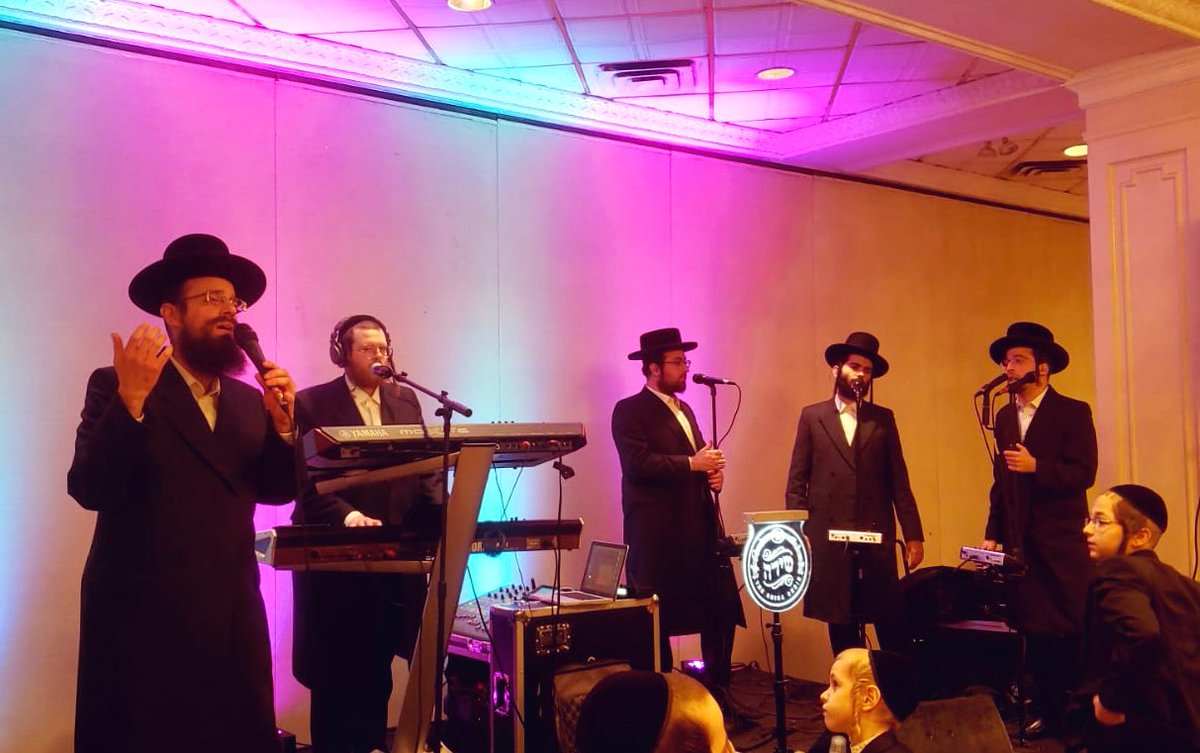 Jewish Music (@jewishmusichook) on Twitter photo Beautiful wedding going down tonight by <a href="/TheShiraChoir/">Shira Choir</a> with the spectacular <a href="/Ywerdyger/">Yisroel Werdyger</a> as lead music by the great <a href="/bygrossmusic/">Boruch Yidy Gross</a> Beautiful wedding going down tonight by <a href="/TheShiraChoir/">Shira Choir</a> with the spectacular <a href="/Ywerdyger/">Yisroel Werdyger</a> as lead music by the great <a href="/bygrossmusic/">Boruch Yidy Gross</a>