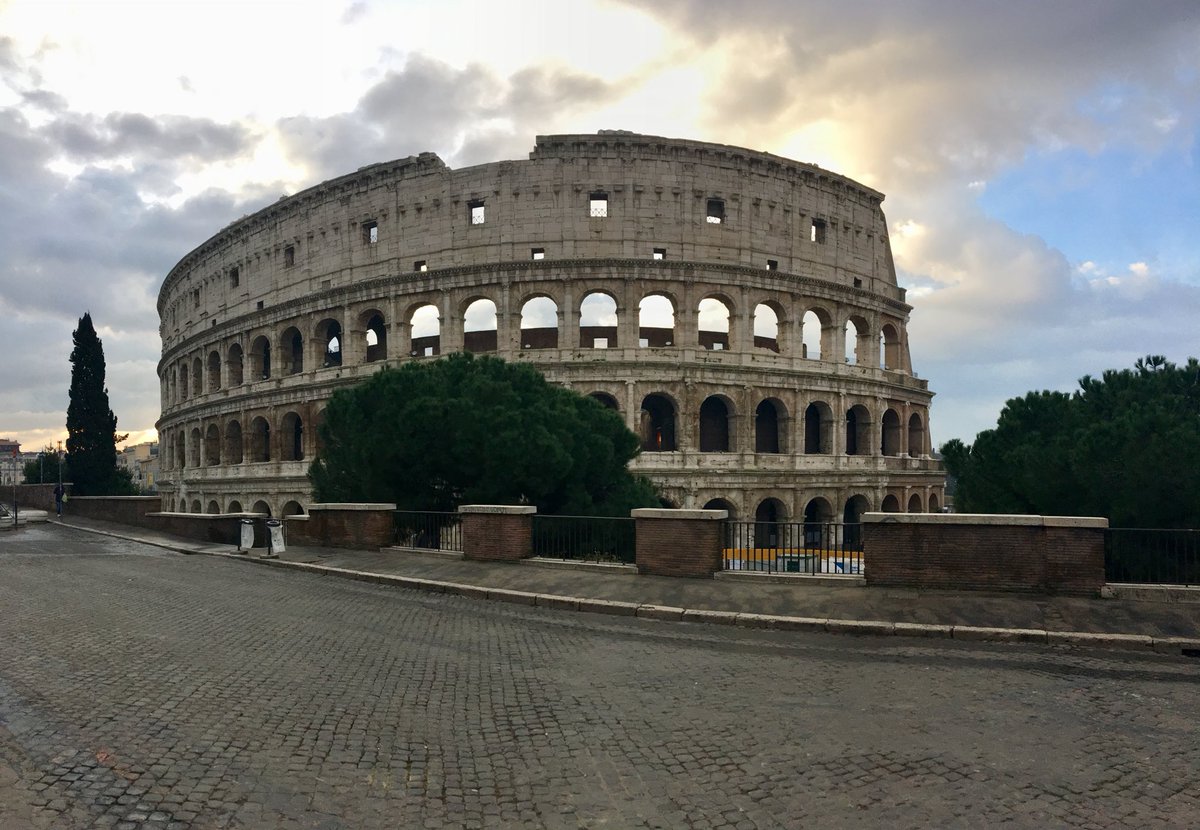 guiaderoma's tweet photo. #Coliseo #Colosseum #GuiaTuristicoDeRoma #Viajar #Roma #Rome https://t.co/EgMRx3zRXV