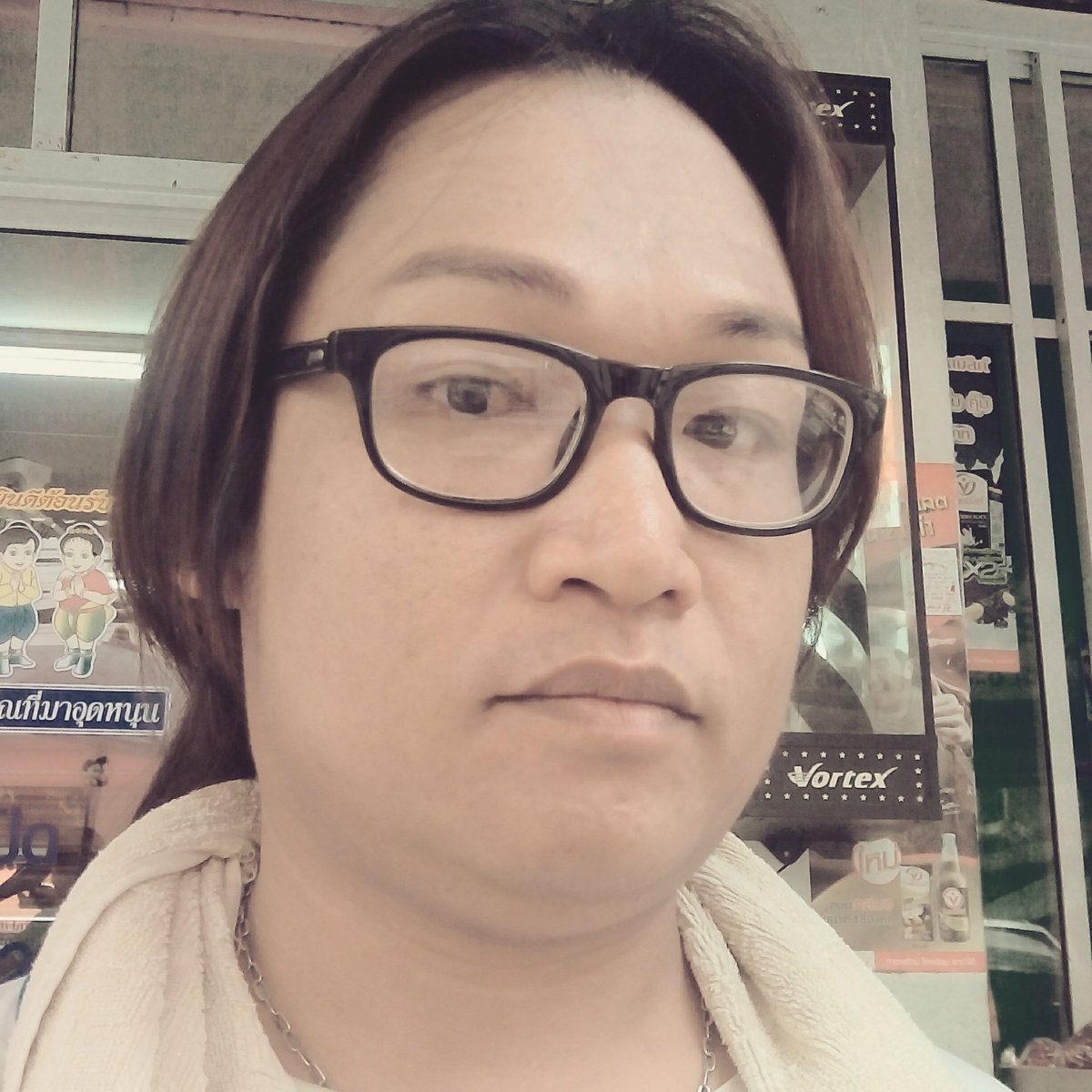 nee2000bee's tweet image. #NewProfilePic