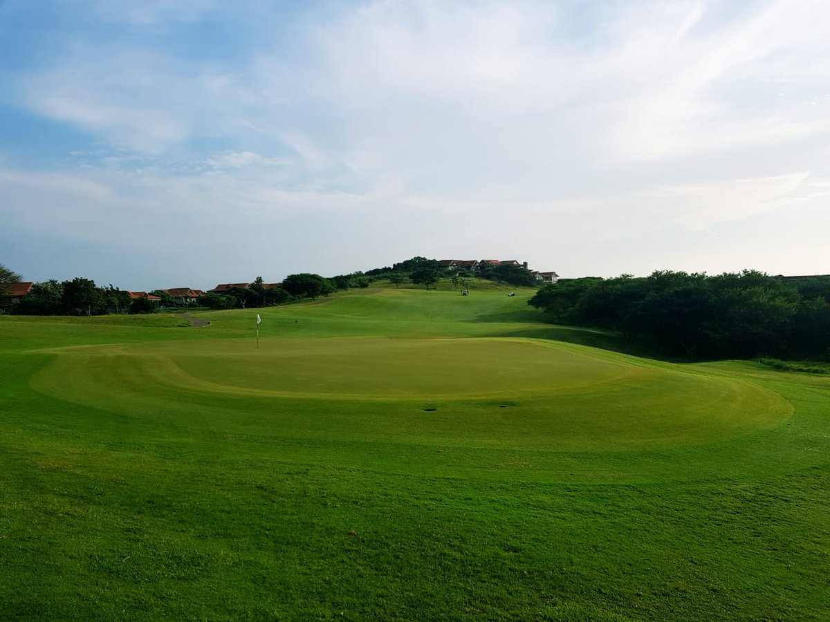 ZimbaliCC's tweet photo. Another peach of a morning here at Zimbali Country Club ⛳️☀️

#LivingTheDream #ZimbaliCountryClub https://t.co/7Dt6jqxPuZ