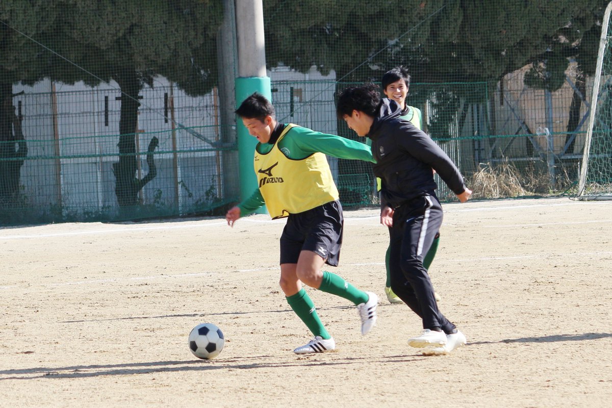 4clover18 1月3日 木 熊本国府高校サッカー部初蹴り 伊津野有盛