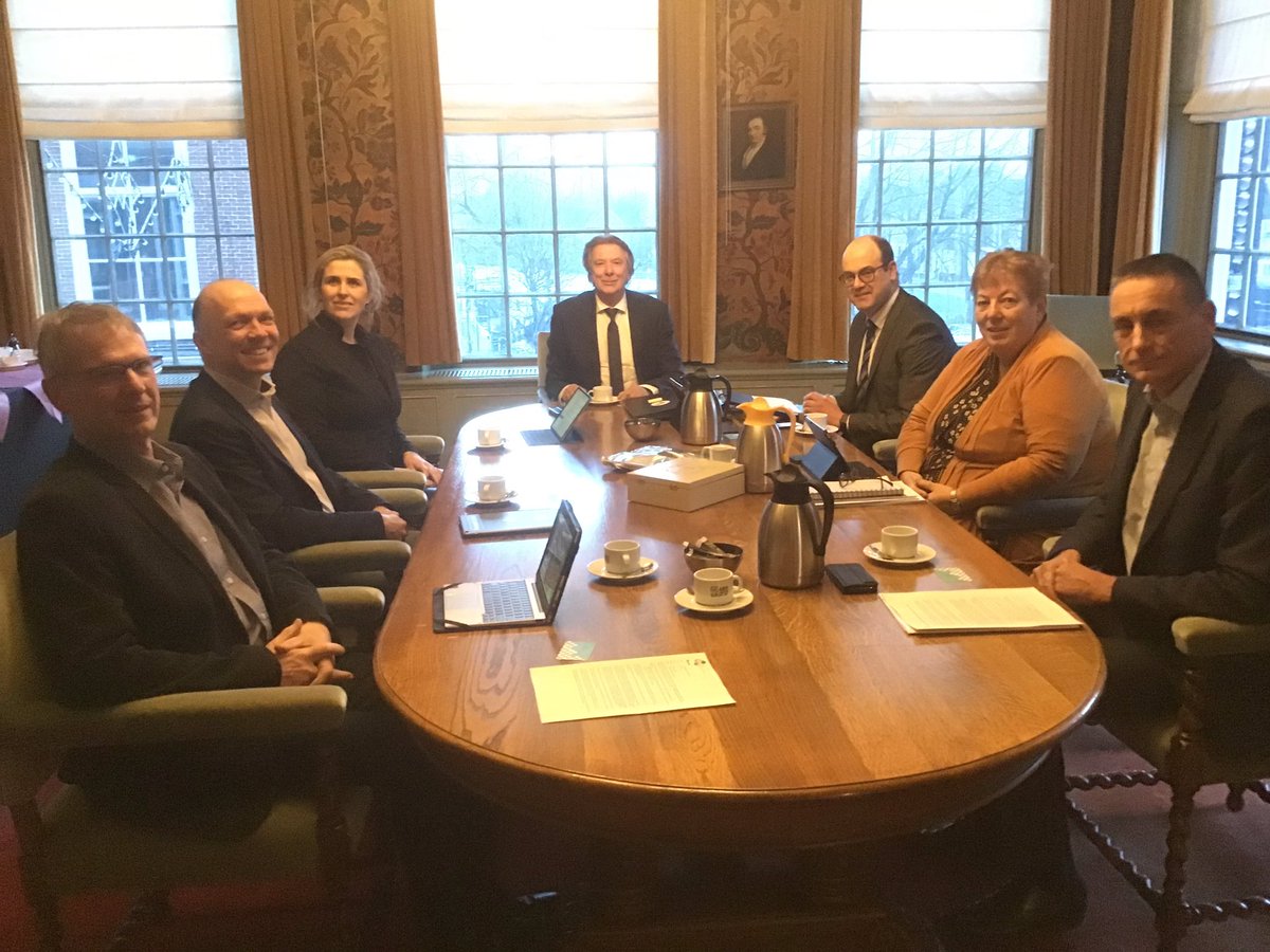 De eerste collegevergadering van de gemeente <a href="/noardeast/">Gemeente Noardeast-Fryslân</a> Fryslân is zojuist begonnen.