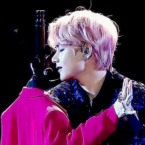 Epic Taehyung Busy Epic Taehyung 162 Certified Famous Visual God 18bestnineoninstagram Dispatch S All Time High Fave Blasting 7 9 Of His Visual Tc Candler S Hall Of Fame Most