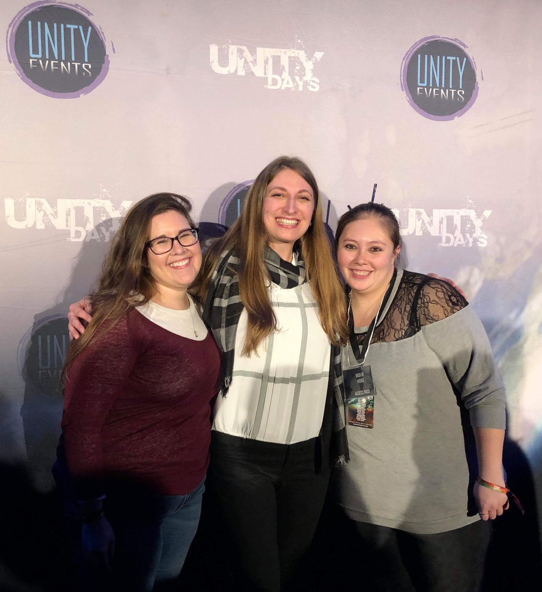 MBan20's tweet image. My #UNITYKRU for life. Love you ladies ❤️