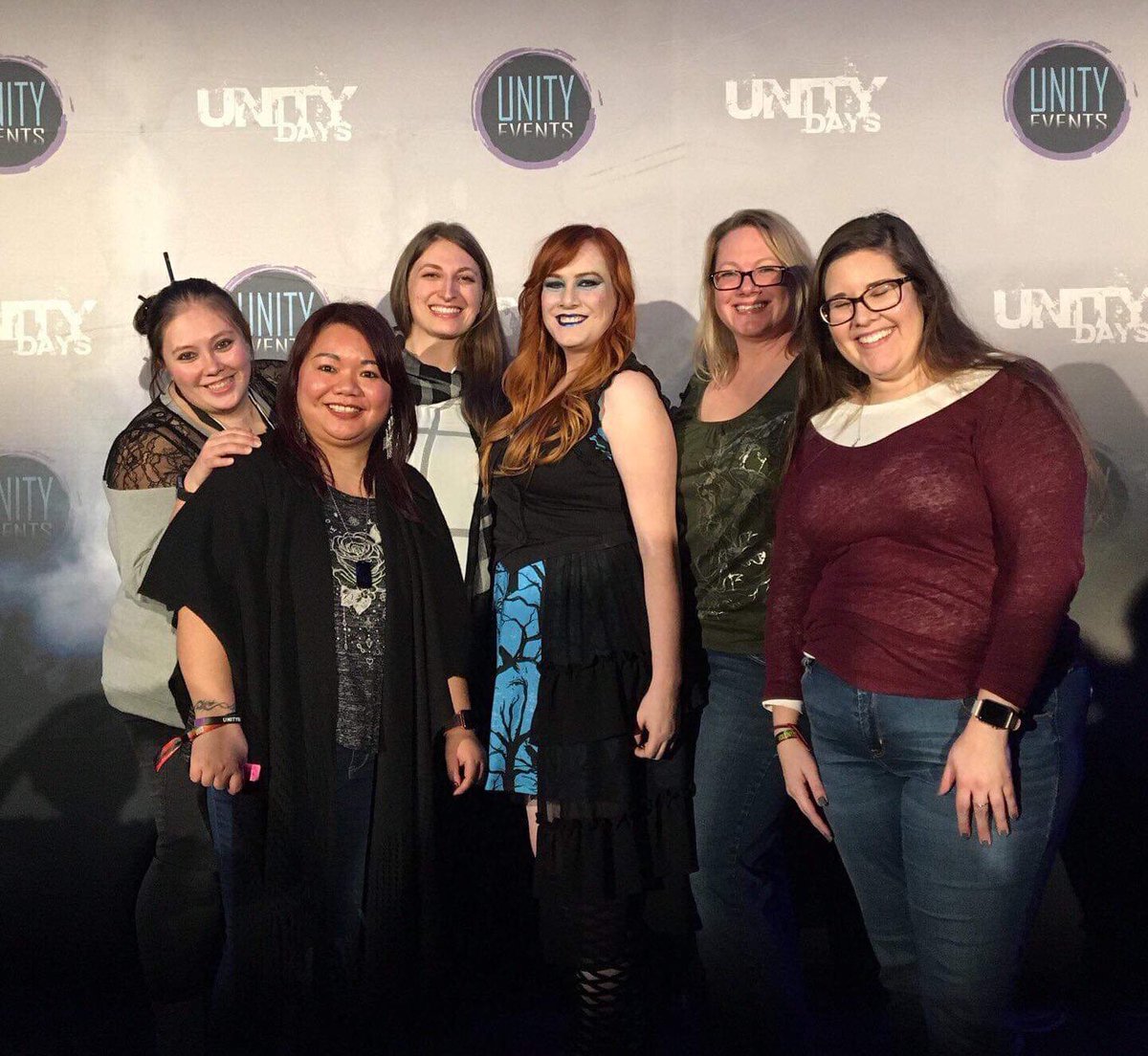 MBan20's tweet image. My #UNITYKRU for life. Love you ladies ❤️