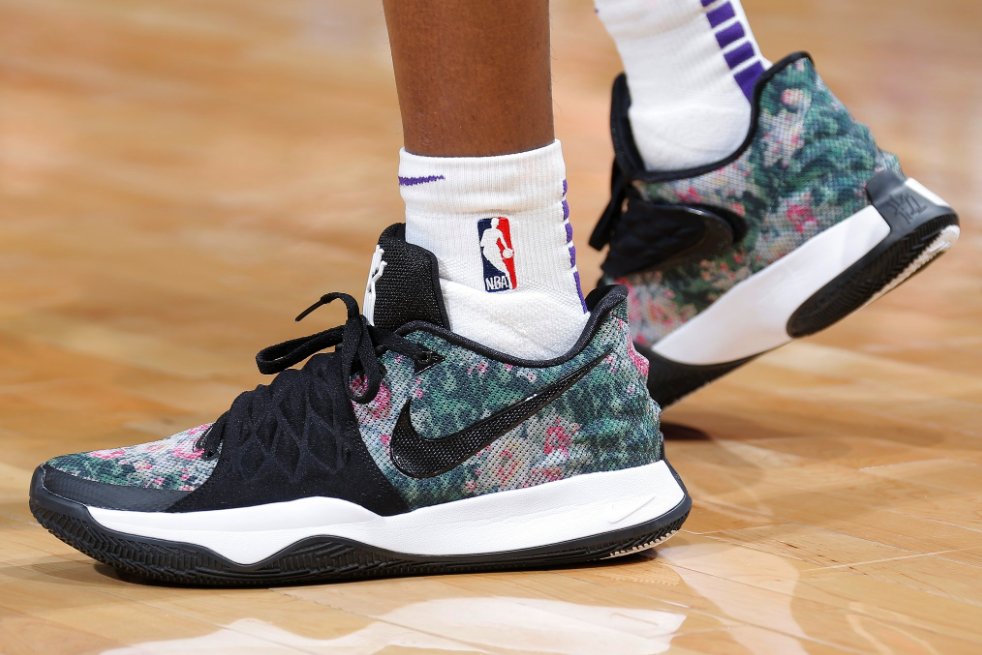 kyrie low 4 floral
