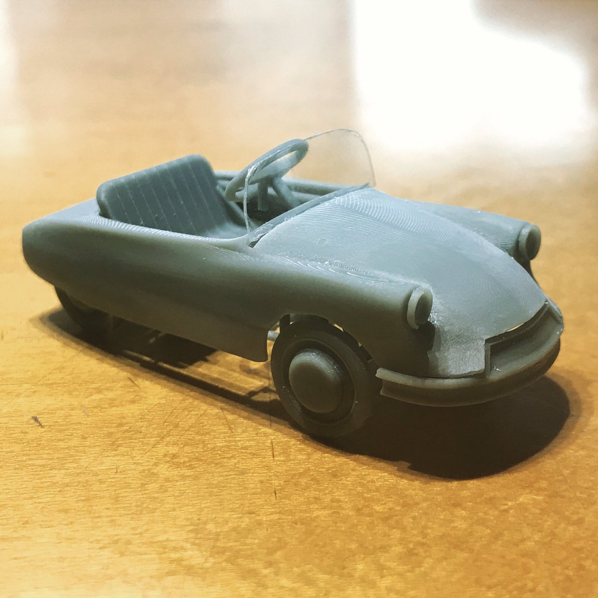 ウインドウをPET樹脂が使えるようにデータ修正した。
#fusion360 #flashforgehunter #ペダルカー