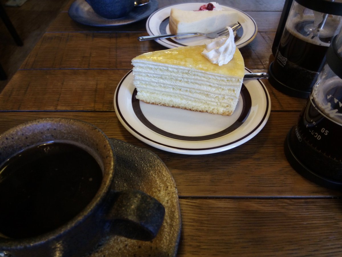 sachiiiieee's tweet photo. カフェでまったり。
#カフェ#cafe#coffee
#ミルクレープ #millcrepe https://t.co/dOEEmifIRX