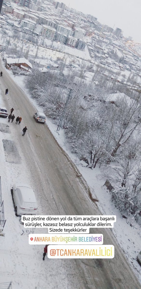Büyükşehirde yaşıyoruz tuzlama çalışması yapılmıyor, bu sürpriz bir gelişme değil durumun bu şekilde neticeleneceği dünden belli ! Öğrenciler mağdur dönem sonu olduğu için okula gitmek zorundalar. <a href="/AnkaraValiligi/">T.C. Ankara Valiliği</a> <a href="/ankarabbld/">Ankara Büyükşehir</a> <a href="/vasipsahin/">Vasip Şahin</a> <a href="/tcbestepe/">T.C. Cumhurbaşkanlığı</a> <a href="/RT_Erdogan/">rt_erdogan</a> <a href="/mustafatuna0606/">Prof. Dr. Mustafa Tuna</a>  .