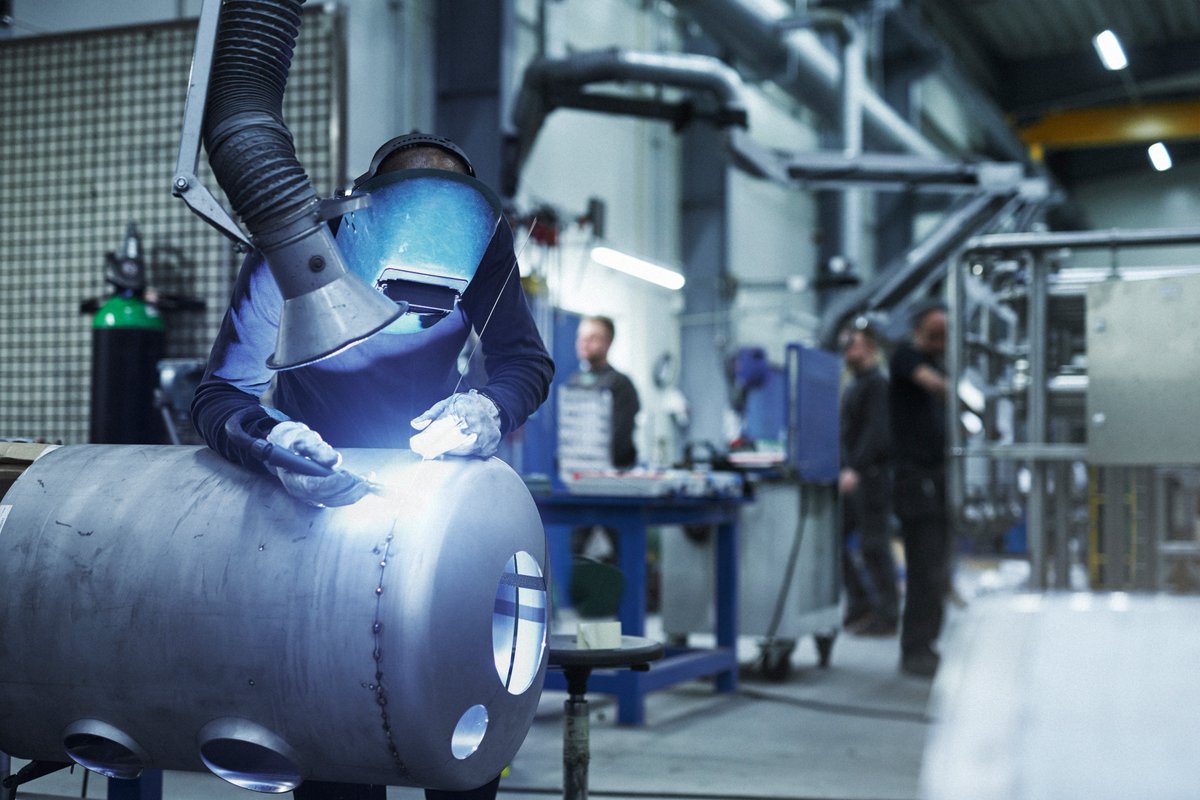 DET GÅR BARE DERUDAD! Beskæftigelsen i Østjylland sætter ny rekord med en fremgang på 11.500 jobs det seneste år og ligger dermed markant over landsgennemsnittet. De private virksomheder er den store jobmotor med en vækst på 10.462 jobs.  #vækst #dkpol businessregionaarhus.dk/nyheder/2019/r…