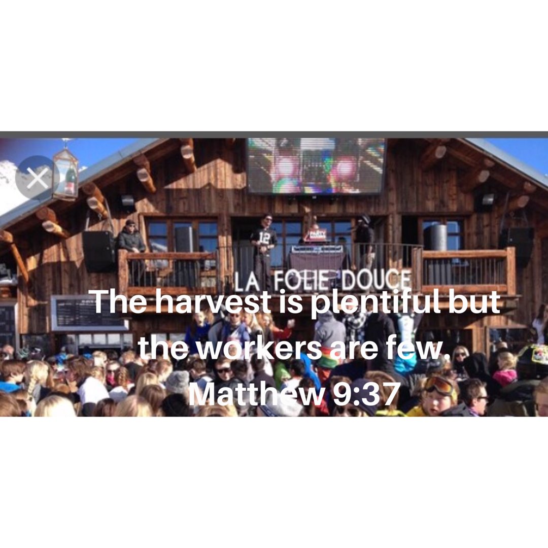 AltitudeMission's tweet photo. Want to be a Ski Pastor?Come and help us help these guys home after one too many in the Apres Ski bars. When the bar closes they need to be able to ski home! Come and help us pick them up… https://t.co/VclZv6vcRd… https://t.co/0sojMX8oSS