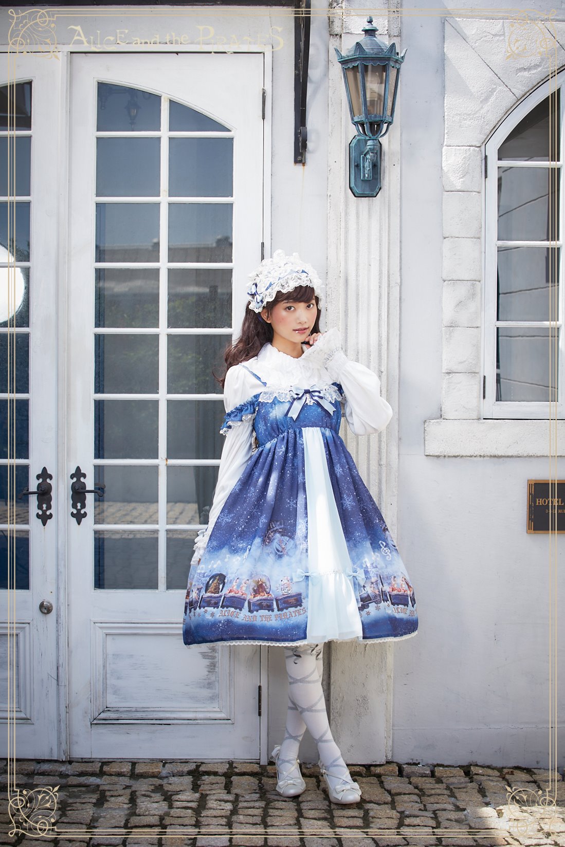 baby 雪の女王～スノードームに秘めた「永遠」のカケラ～柄ジャンパースカートⅡ 新品 BABY THE STARS SHINE BRIGHT 雪の女王～スノードームに