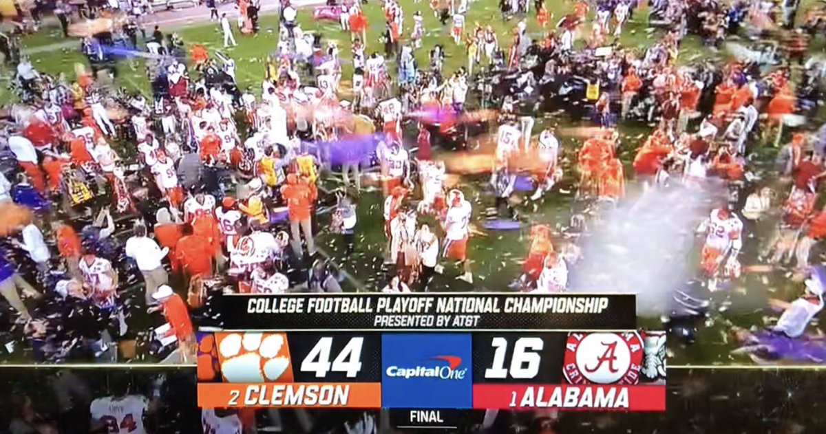 valorieoart's tweet photo. that was then, this is now!
order your 2019 #nattychamps #clemson bangle

#valorieoart #artwork #handpainted #smallbusiness #gameday #gamedayaccessories #football #nationalchampionship #CFPNationalChampionship  #allin #tigers #kathleenswinney #playermom info:valorie@bauercorp.com https://t.co/fHcPQRYb7d