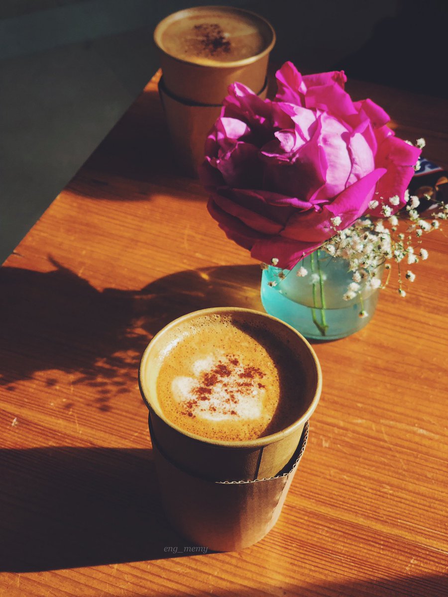 eng_memy0's tweet image. 9:33 صباحاً ⛅️🌿..
صباح الأشياء تَزيد طقوس الشّتاء جمالاً كَـ كوب قَهوَة و قرب من نحبهم ☕️💓*

#صباح_الثلاثاء ..
#صباح_القهوة ..
#صوره_من_تصويرك ..