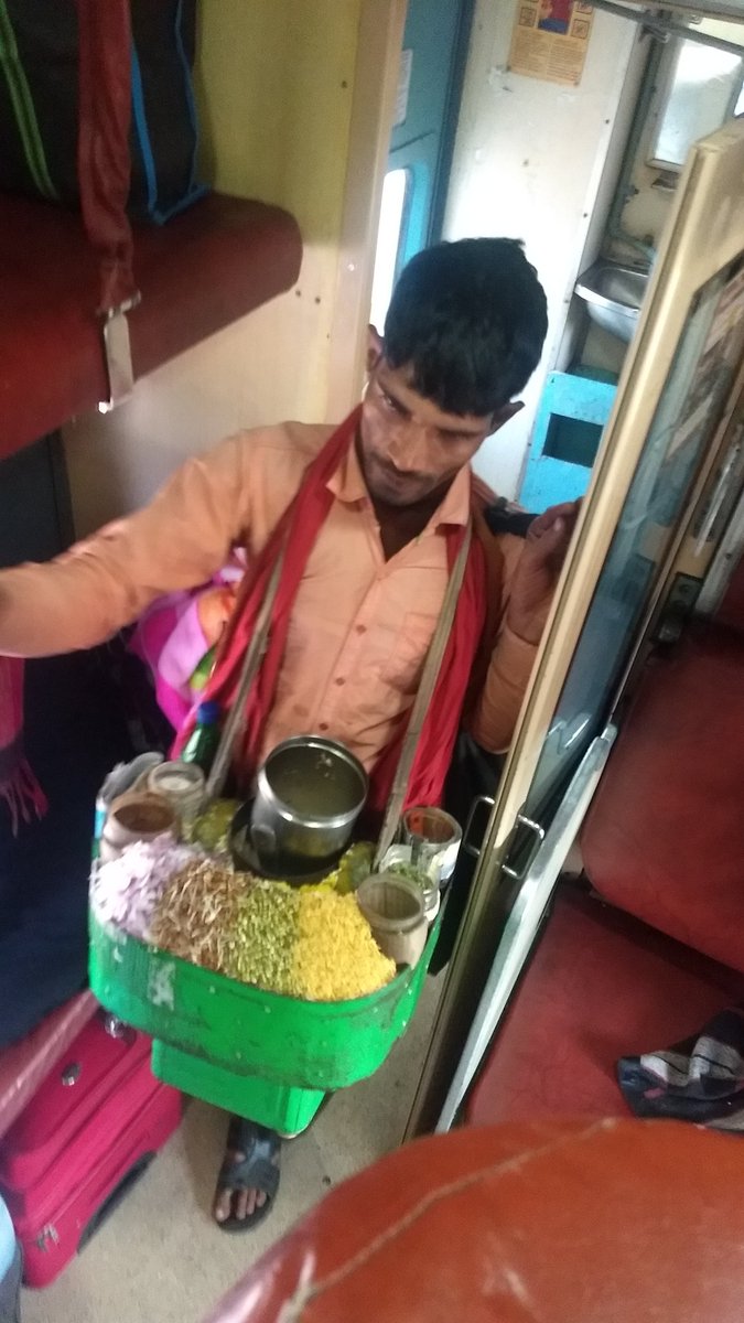 pranavprasoon's tweet photo. @rpfecr @RailMinIndia @RailwayNorthern @GM_NRly @WesternRly Sir it's B2 ac coach. Train no 12335 from BGP TO LTT. sir due to our family safety concern I am unable to send my contact no but I am sending you pictures. https://t.co/uHKZQhuAKs