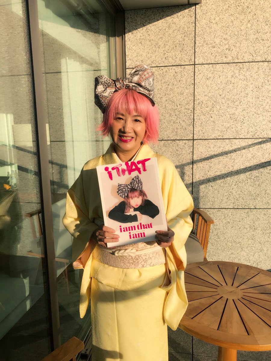 leela0214's tweet photo. 雑誌iTHAT発売になりました。
旺季志ずか奇跡の空体験 ロングインタビュー 載ってるよん。
読んでみてね
購入お申し込みは
https://t.co/A9uSF5D4NA
#ithat #旺季志ずか #空 https://t.co/MbPXPjCznp