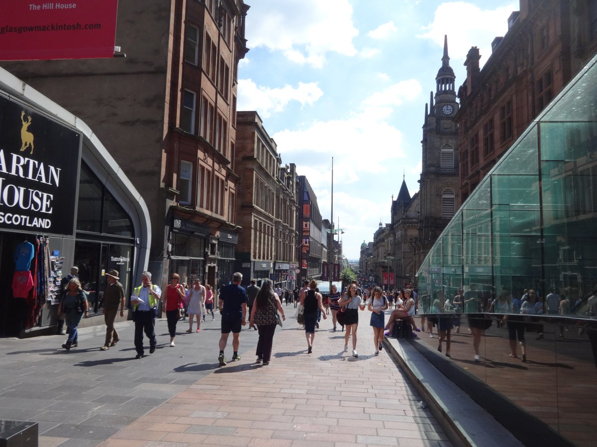 Berlinshops's tweet image. Good morning #Berlin hope you al have great day.  Enjoy a #holiday #vacation to #Schottland enjoy visit or stay to #Glasgow.  Fantastic #bars #cafes #Restaurants and some cool locations for #Shopping visit #Glasgow.com more info follow @Glasgow @Berlinshops