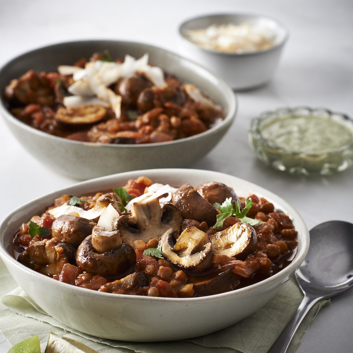 FreshMushrooms's tweet photo. Portabellini-packed Tomato and Mushroom Dhal https://t.co/EneHwxvW14 will keep the family happy for vegetarian January.
#freshmushrooms #MushroomRecipeIdeas #vegjanuary https://t.co/pPZzEhpl8h