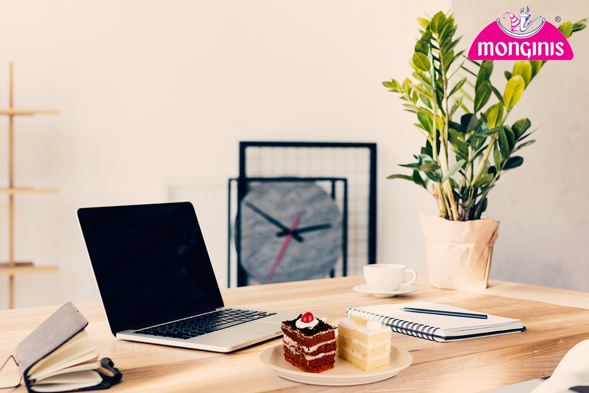 MonginisIndia's tweet photo. Make your work fun with Monginis Pastry! Which pastry is your favourite?
Visit a Monginis Store near you: https://t.co/S1RDnPc6M2
#Monginis #Cakes #BarCake #SliceCakes #PlumCake https://t.co/FIJ5ML4wfl