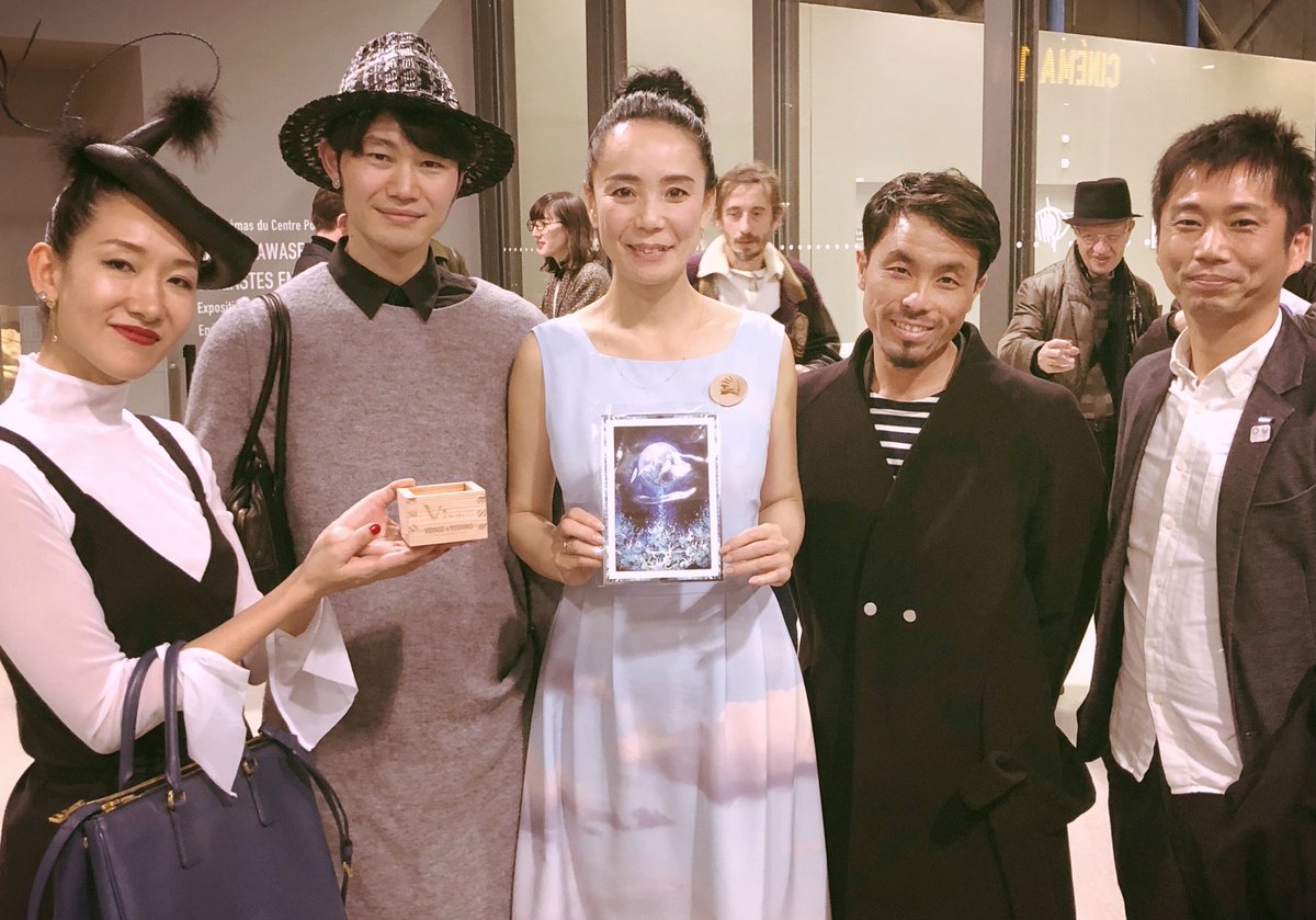 Saori Kanda 神田さおり No Twitter 映画監督 河瀬直美さんについてのフランスドキュメンタリー映画 Variations Kawase Film By Yves Montmayeur氏 とても光栄なことに 踊絵師 Saori Kandaも一部出演させていただきました 昨夜pompidou Centerにてプレミア上映 Saori Kanda 神田さおり No Twitter 映画監督 河瀬直美さんについてのフランスドキュメンタリー映画 Variations Kawase Film By Yves Montmayeur氏 とても光栄なことに 踊絵師 Saori Kandaも一部出演させていただきました 昨夜pompidou Centerにてプレミア上映