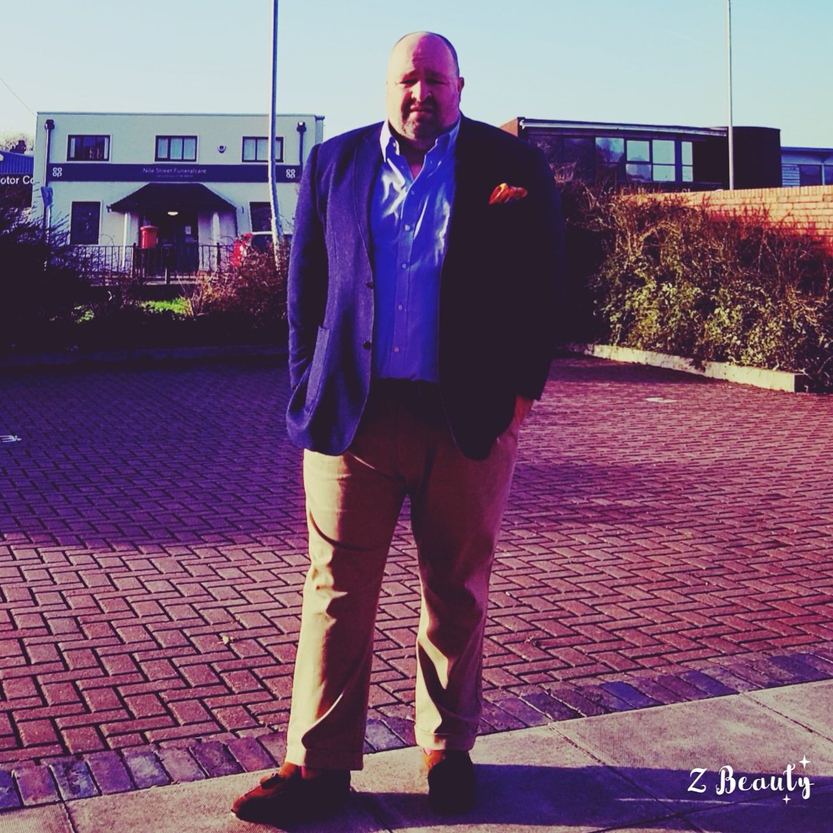 ItsBlackPelican's tweet photo. Casual Office Dress
Bob Redfern #AW2018 #Bobredfern #bobredfern #streetstyle #streetfashion #streetwear #mensfashionstyle #mensfashion #mensclothing #tweedjacket #blazer #chinos #oxfordshirt #suedeloafers #menaaccessories https://t.co/LJbqaBL2cP