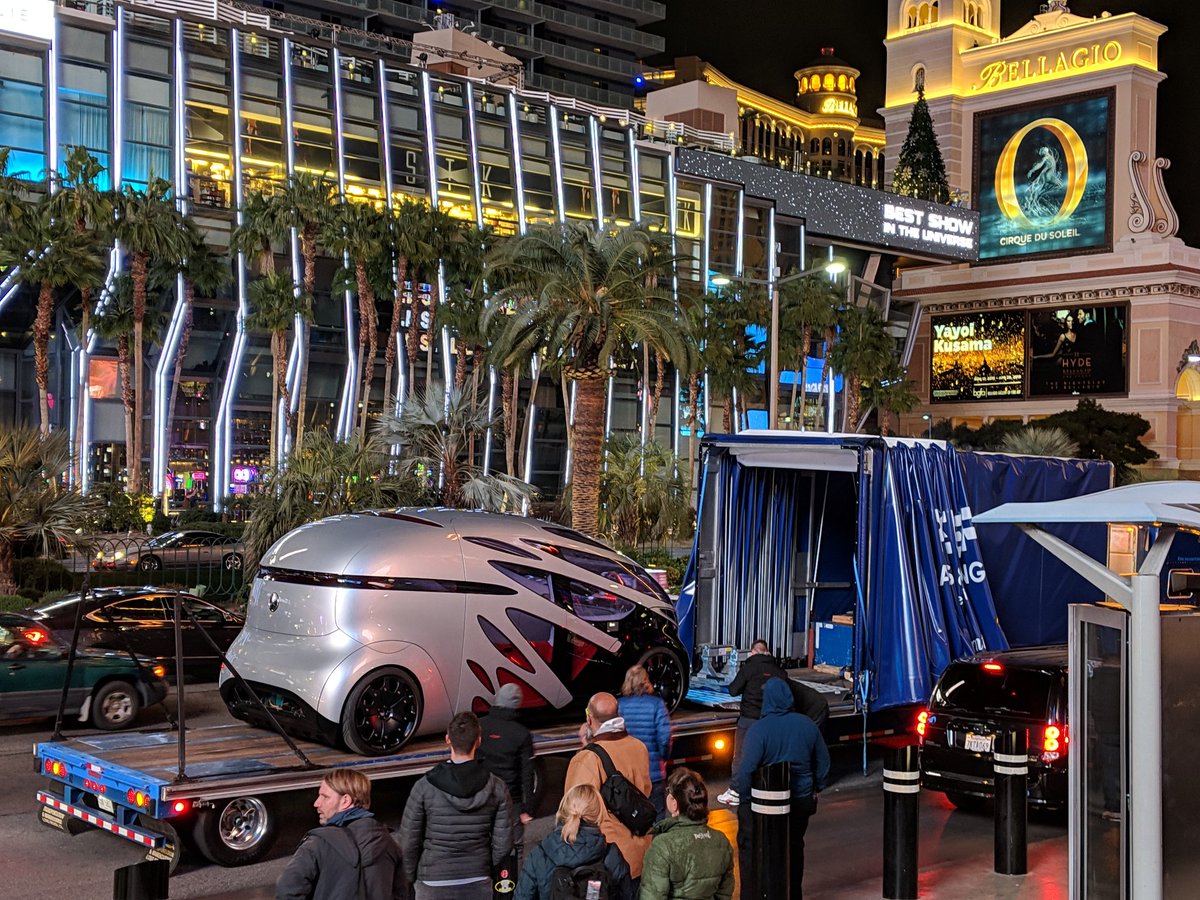 dineshprasanth's tweet image. Mercedes kicking off it's self driving prototype on Vegas roads #CES2019