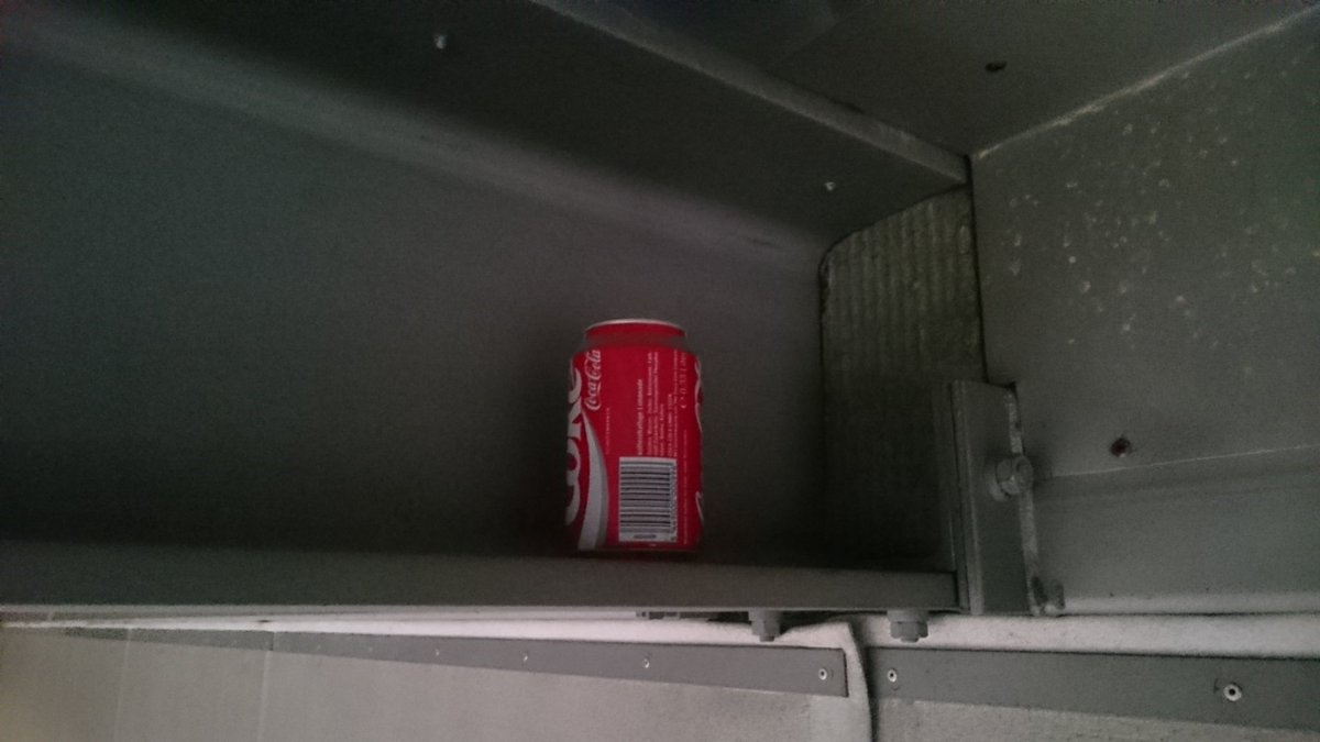 MALightoperator's tweet photo. Jemand Bock auf ne Coke?
Stand nur 22 Jahre auf dem Stahlträger. 
#Trägerfund #riggertweet https://t.co/FRiPuNUFKo