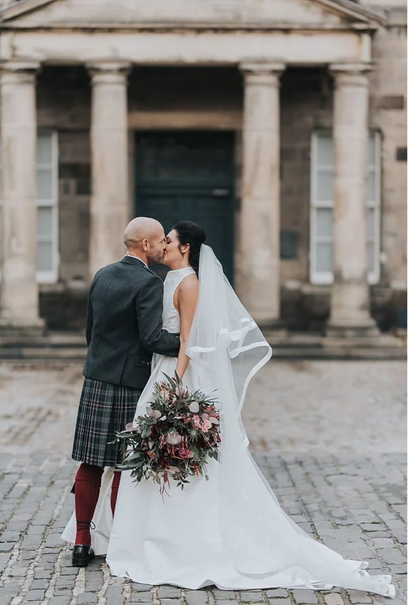 Diamondbouquet's tweet photo. https://t.co/tk2TYuzUHK #weddingflowers #thediamondbouquetflorist #Fife #beautifulbride #handtiedbouquets https://t.co/qFMexJL5cT