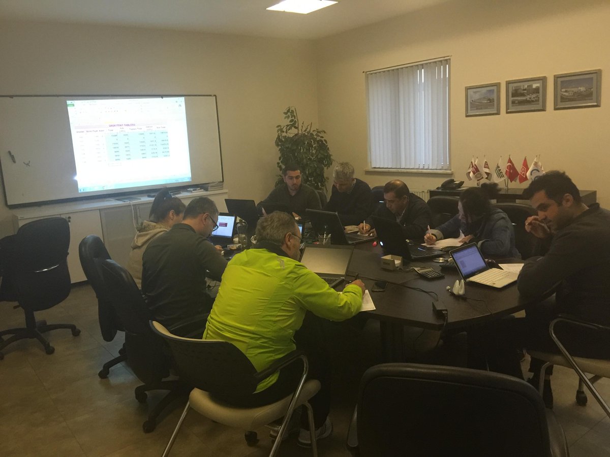 excelkursunet's tweet image. @DracoYapıKimyasalları ile gerçekleştirdiğimiz Ms İleri Excel eğitimimizden. Bizi  tercih eden herkese teşekkür ederiz. İyi çalışmalar. #excel #temelexcel #ileriexcel #excelkursu #exceldersi #exceleğitimi #ileriexcelkursu #ileriexceleğitimi #ileriexceldersi #kurumsalexcelkursu